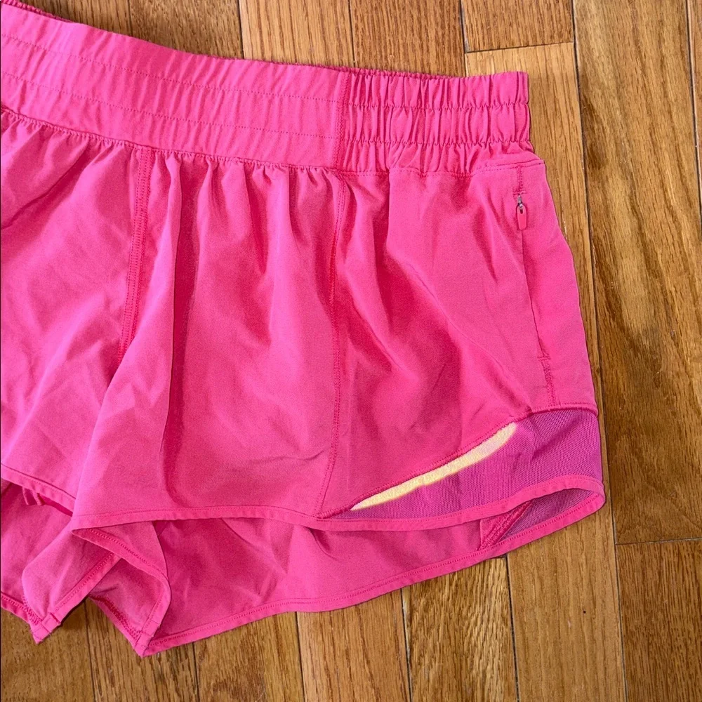 Lululemon Hotty Hot Low Rise Pink Shorts Size 10 Lined